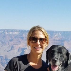 Meet your Posher, Laurie